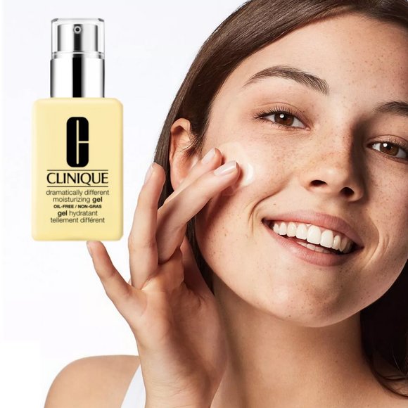 CLINIQUE Dramatically Different Moisturizing Gel 4.2oz Full Size Pump Bottle NIB - Picture 3 of 4